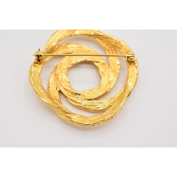 Monet Vintage Round Pin Brooch Gold Tone Metal Shiny Signed Chunky 1980s Bin4 - Picture 11 of 12